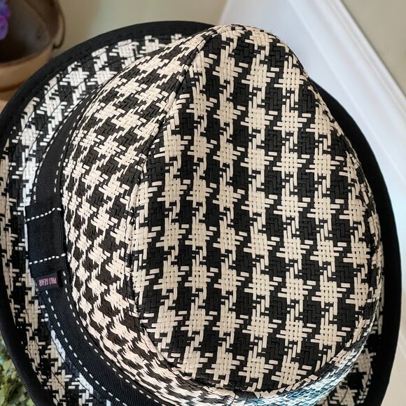 Pugs Gear Black and white Houndstooth Straw Hat - Picture 6 of 15